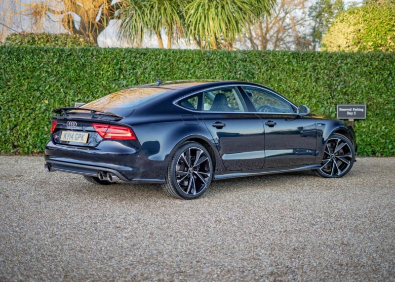 AUDI S7